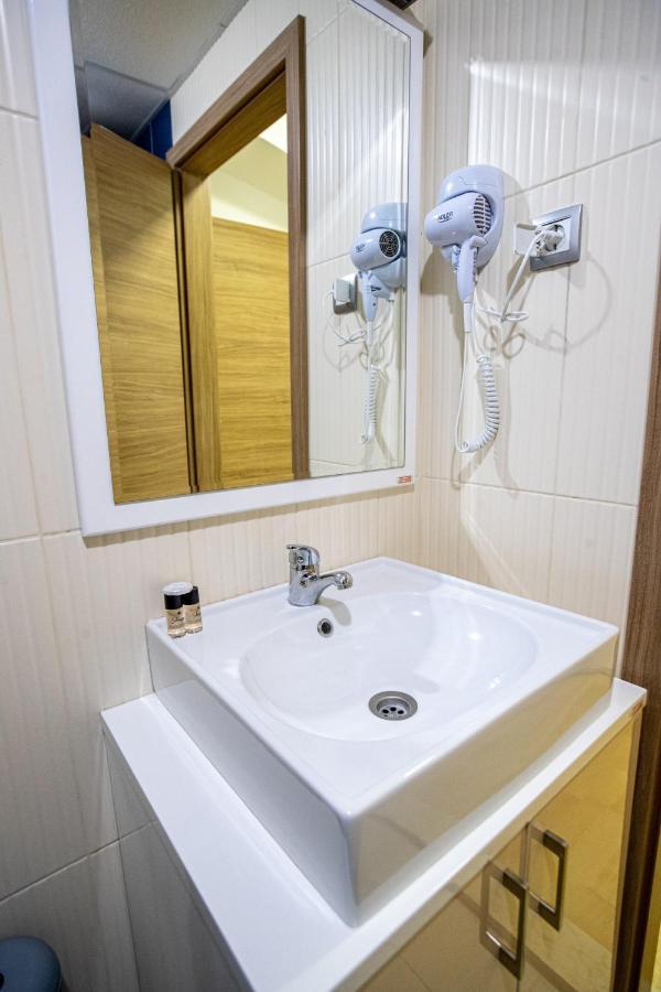 Park Queens Apartments 奥赫里德 外观 照片